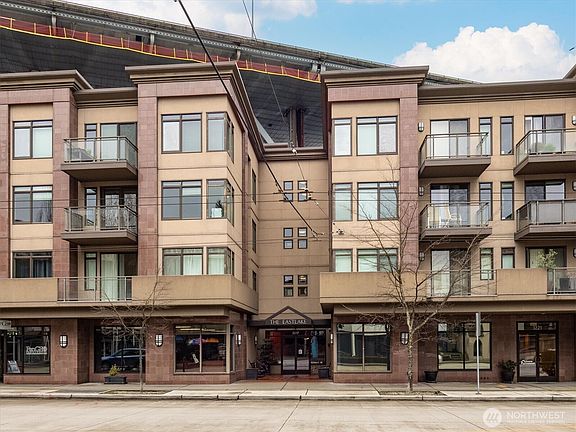 2nd image of 3217 Eastlake Avenue E #210