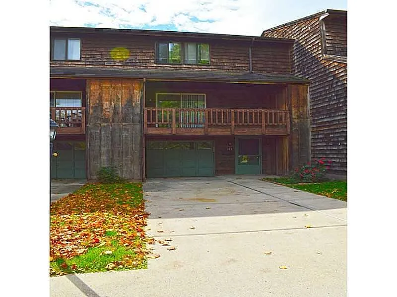 108 Cedar Hill Dr photo 1
