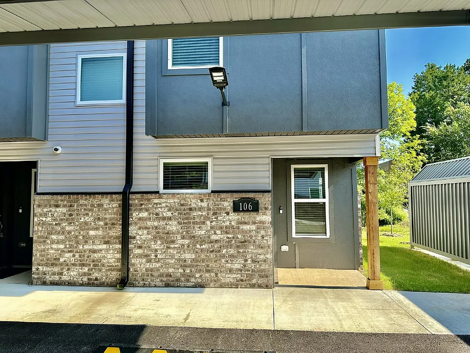 911 N Rupple Rd #106