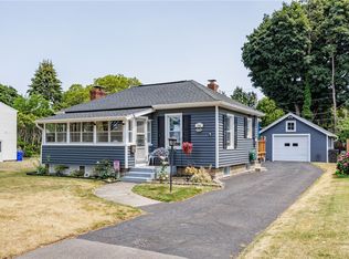 96 Ridgecrest Rd, Rochester, NY 14626