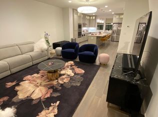 4 Avondale Ave, Redwood City, CA