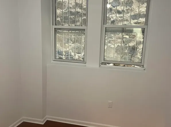 1211 Hillside Place image 3 of 12