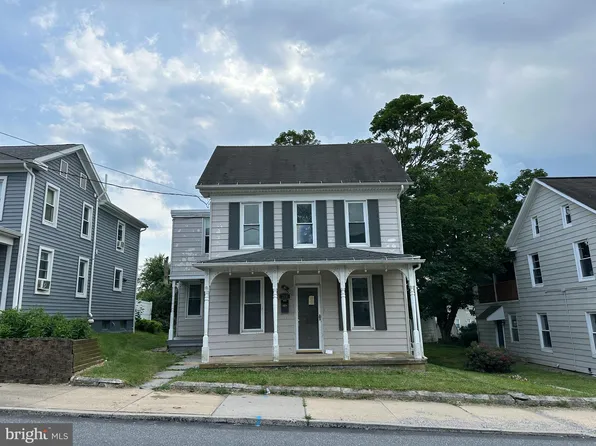 266 W Main St, Dallastown, PA 17313