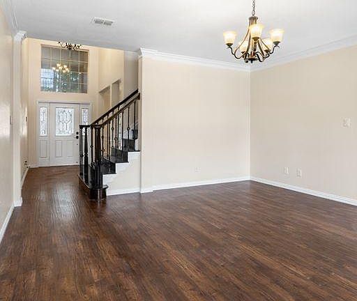 2nd image of 2704 Ponderosa Pine Dr