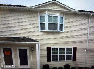 3820 E Vancroft Cir UNIT I6, Winterville, NC 28590