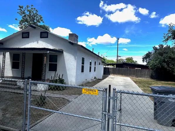 10752 E Chico Ave, Del Rey, CA 93616