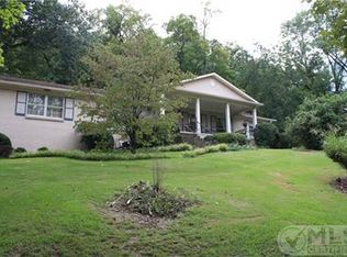 1617 Harding Pl, Nashville, TN 37215