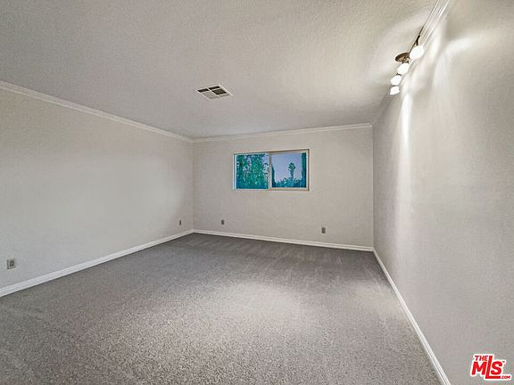 5th image of 1719 W Avenue L