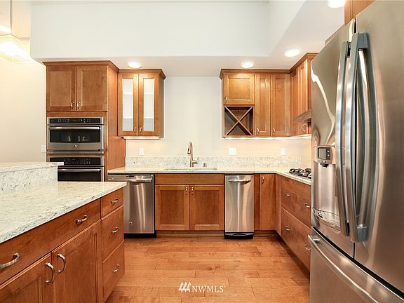 5th image of 5003 Main Street #102
