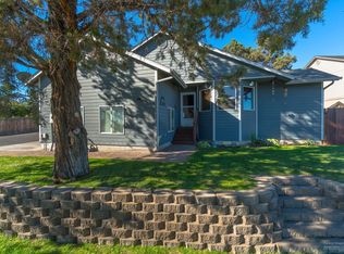 2467 SW 33rd St, Redmond, OR 97756