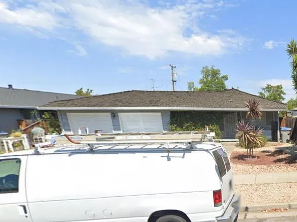 982 Desert Isle Dr, San Jose, CA 95117