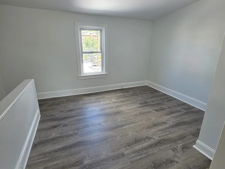 1235 N 10th St — Photo 16