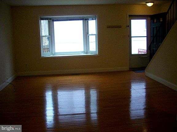 4th image of 9921 Kingsbridge Dr