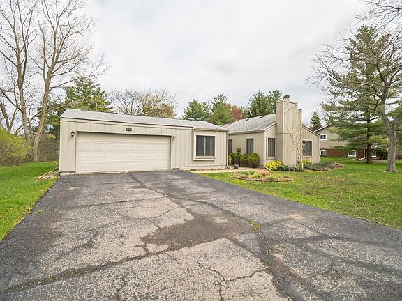 2nd image of 5925 Pineview Dr