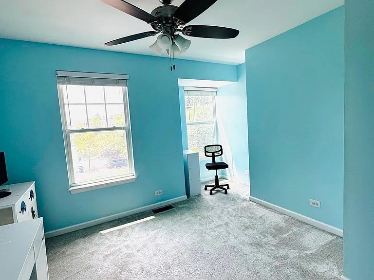 3335 Kentshire Cir — Photo 21