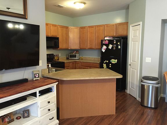 4th image of 8102 Addington Dr