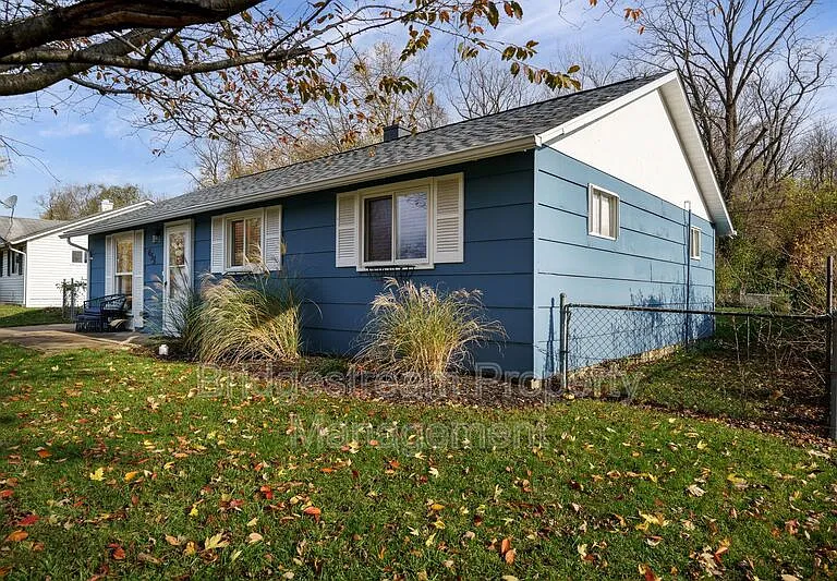 655 Eavey St — Photo 3