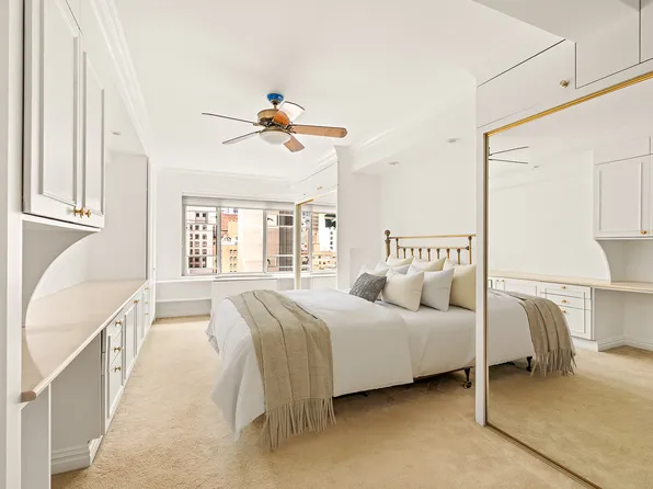 200 East 57th Street image 5 of 7