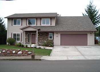 1st image of 595 SW Fleishauer Ln
