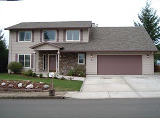 595 SW Fleishauer Ln, McMinnville, OR 97128