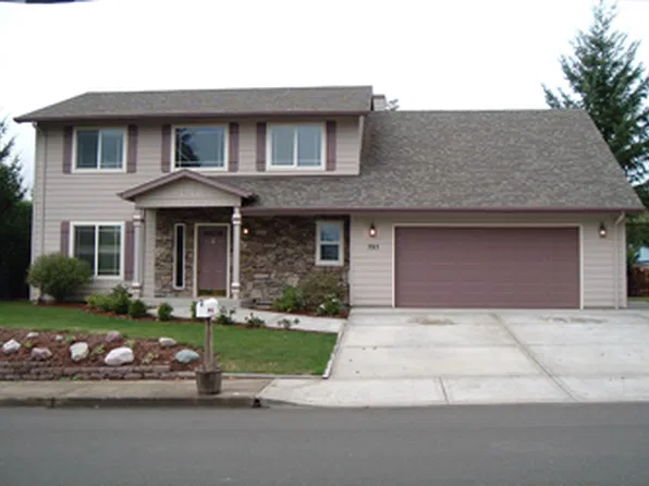 595 SW Fleishauer Ln, McMinnville, OR 97128