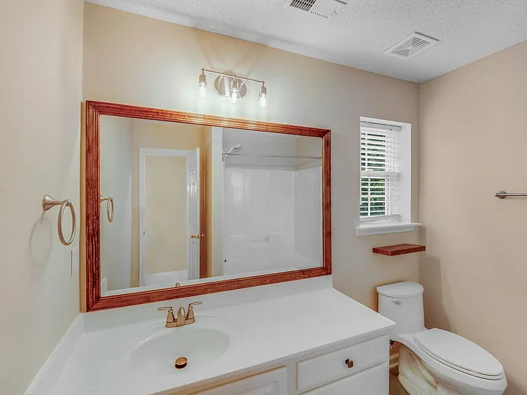 15021 Deshler Ct — Photo 28