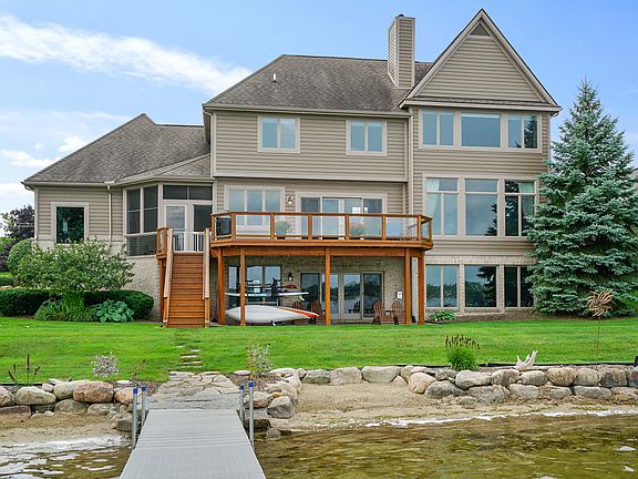 2nd image of 3774 Newport Way Dr