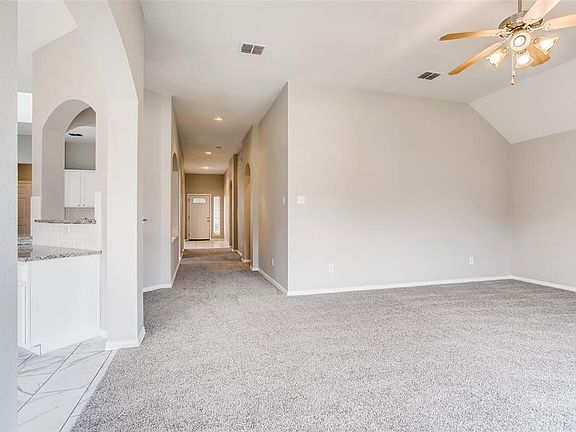 4th image of 4720 Avocet Dr