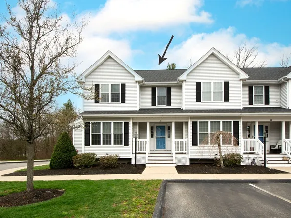 551 Bedford St APT A1, Whitman, MA 02382