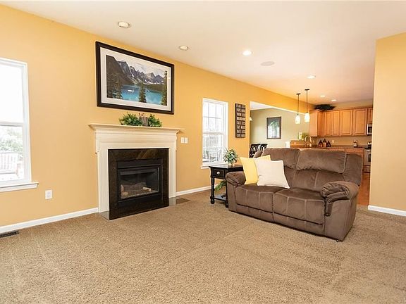 5th image of 5771 Willowcreek Ln