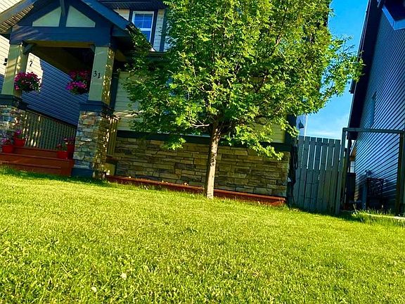 5th image of 31 N Skyview Springs Rise NE