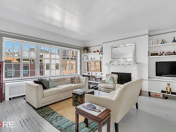 2nd image of 30 W 9th St APT 5a