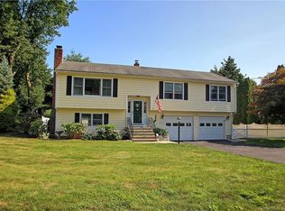 117 Burnt Plains Rd, Milford, CT 06461