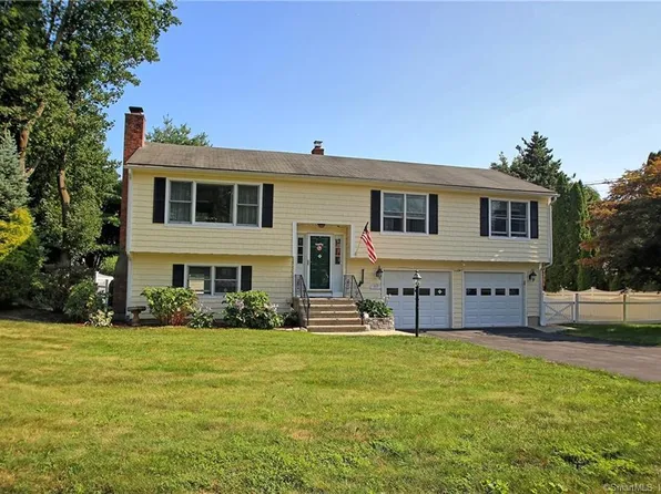 117 Burnt Plains Road, Milford, CT 06461