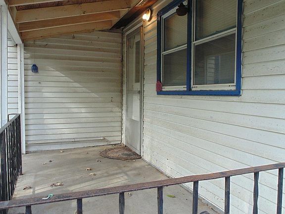 3rd image of 3524 E 35th Pl