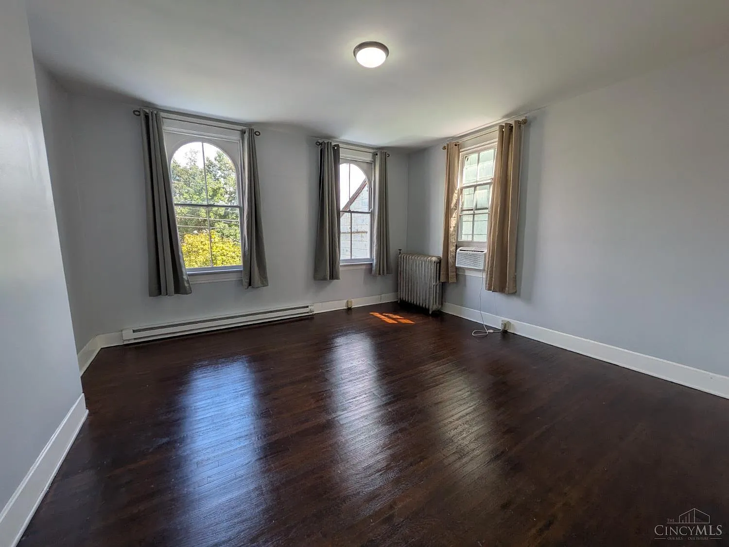 1 bed, 1.0 bath, $1,250 — Photo 4