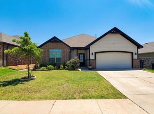 632 NW 180th St, Edmond, OK 73012