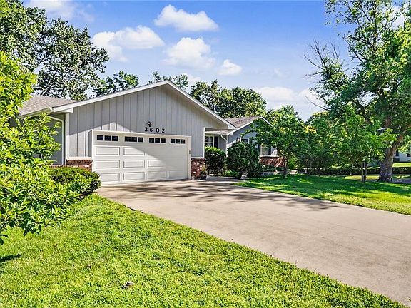 4th image of 2602 Orchard Ln