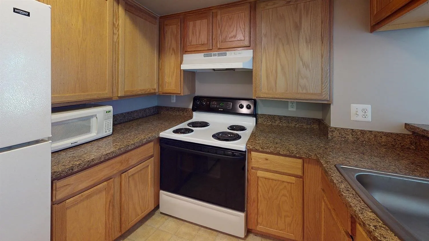2 bed, 2.0 bath, 983 sqft, $1,750 — Photo 4