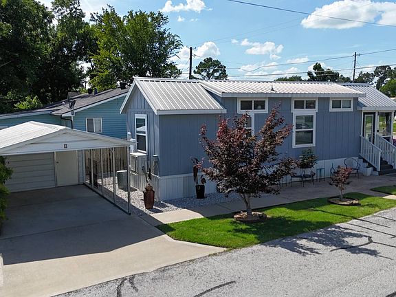 4th image of 1014 W Olive St Lot 1