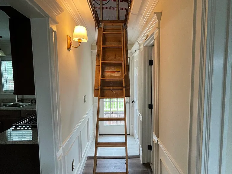 602 N Michigan Ave — Photo 28