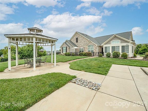 2nd image of 2308 Villa Oaks Ct #16-B