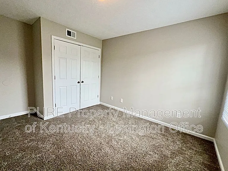 133 Grinder Ct — Photo 10
