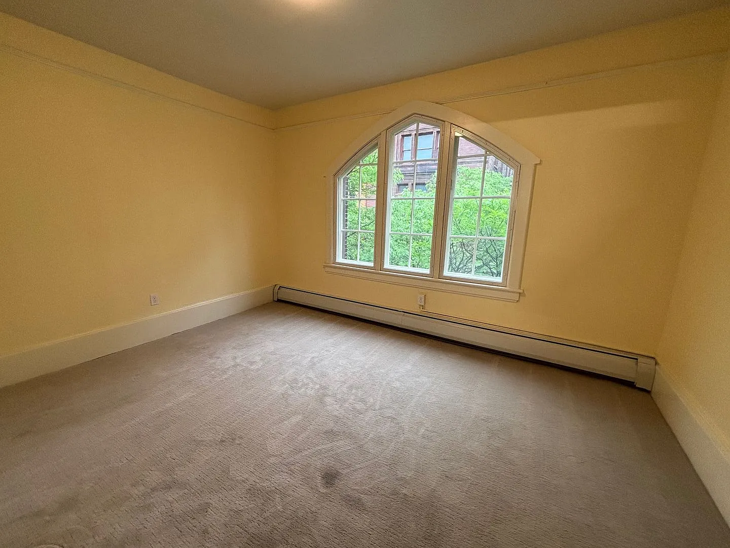 310 Montgomery Street — Photo 4
