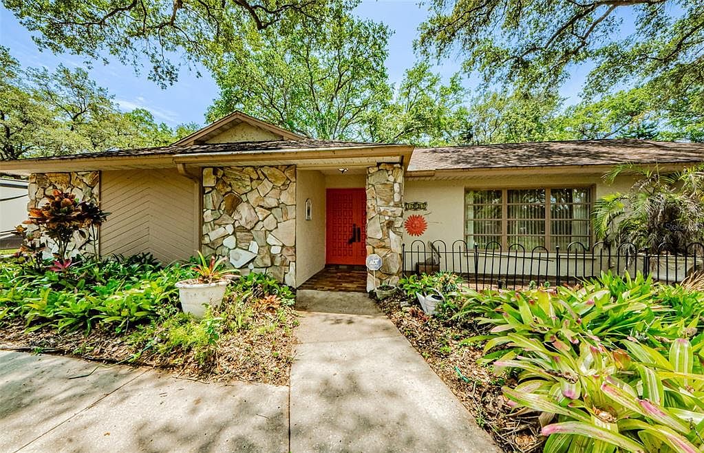 1923 La Grande Dr, Dunedin, FL 34698 Zillow