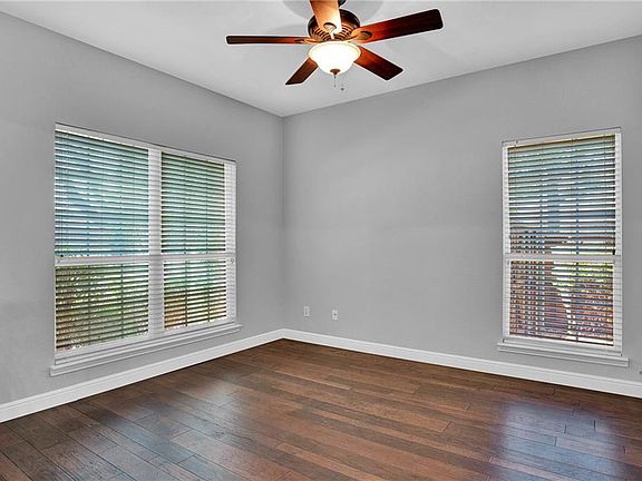 5th image of 9314 Snowberry Dr