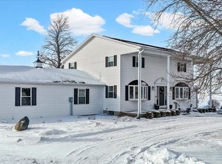 1189 County Road 200 Rd E, Seymour, IL 61875