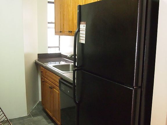 4th image of 2718 Frederick Douglass Blvd APT 2A