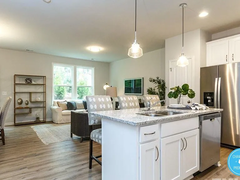 3322 Tracer Dr #1 — Photo 5