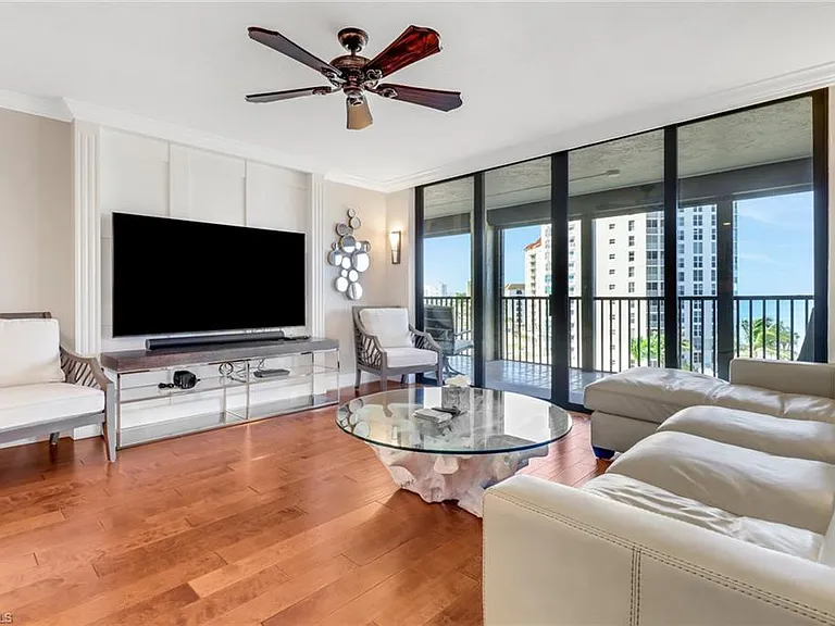 10851 Gulf Shore Dr #502 — Photo 8